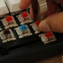 Keychron K2 75% Layout Teclado mecánico inalámbrico con cable USB Bluetooth con interruptor Gateron G Pro, teclas de doble disparo, teclado de computadora con retroiluminación RGB de 84 teclas para 