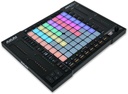 Akai Professional Controlador MIDI APC64 Ableton con 8 tiras táctiles, secuenciador de pasos, 64 almohadillas sensibles a la velocidad RGB, puertas CV, entrada y salida MIDI, USB-C 